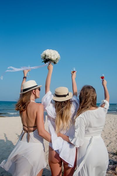 Fotograful de nuntă Aleksandra Malysheva (iskorka). Fotografia din 26 octombrie 2019