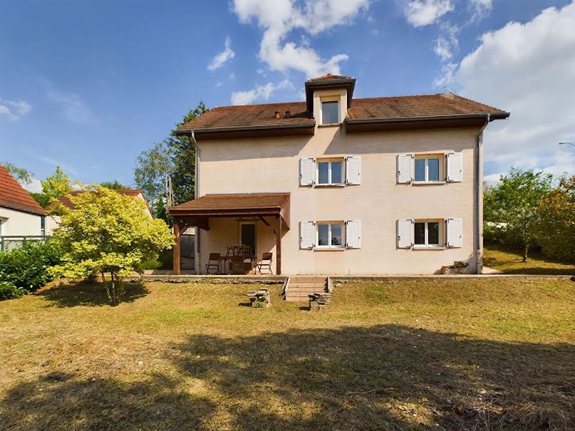 Vente maison 10 pièces 205 m² à Besançon (25000), 430 000 €