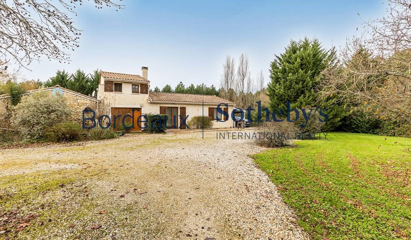 Vignoble avec piscine Bordeaux