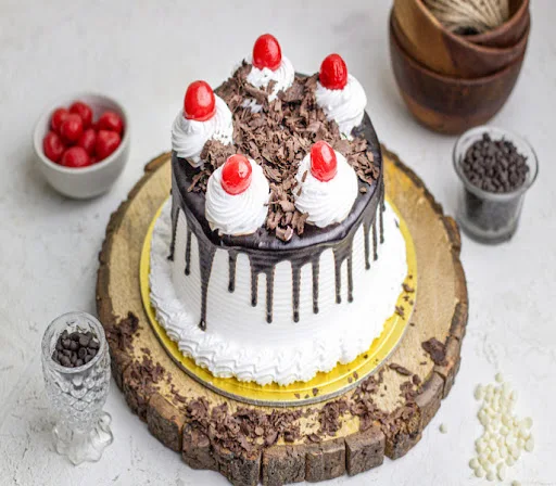 Black Forest Cake (1Kg)