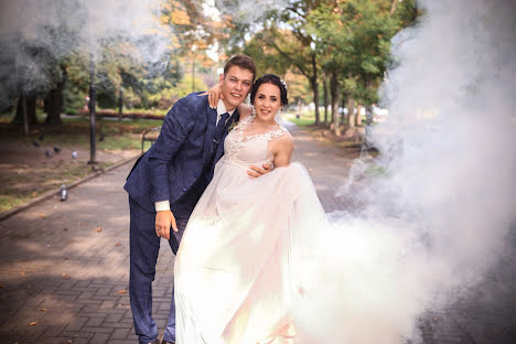 Wedding photographer Anastasiya Tischenko (prizrak). Photo of 15 September 2021