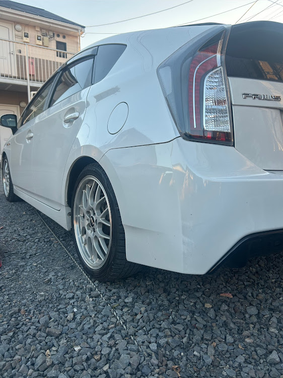 プリウスのあけましておめでとうございます・今年もよろしくお願いします・洗車・ブードゥーライド・プリウスに関するカスタム事例の投稿画像1枚目