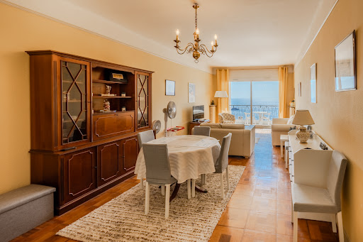 Apartment 5