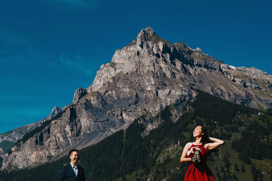 Fotografo di matrimoni Estefanía Delgado (estefy2425). Foto del 28 giugno 2019