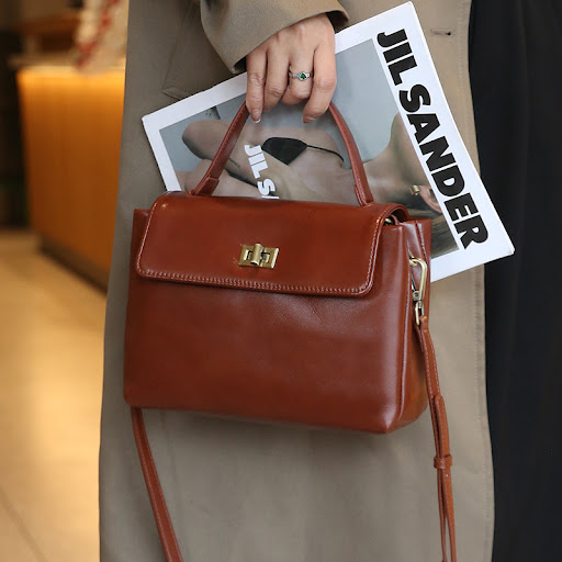 Title 6, Womens High-Grade Shoulder Bag Stylish and fun...