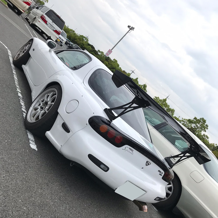 RX-7のFEED・藤田エンジニアリング・アフラックスに関するカスタム事例の投稿画像1枚目
