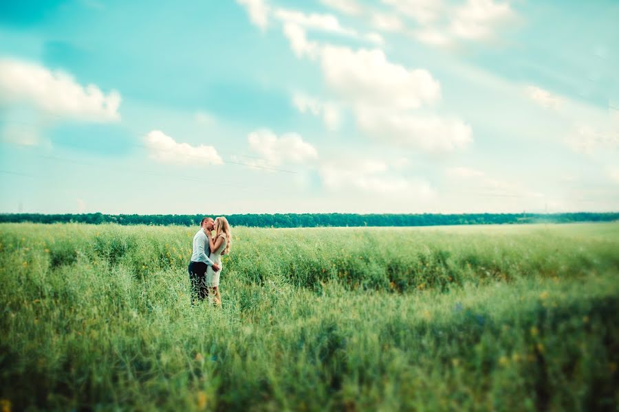 Fotógrafo de casamento Polina Khlipavka (p-khlypavka). Foto de 25 de junho 2017