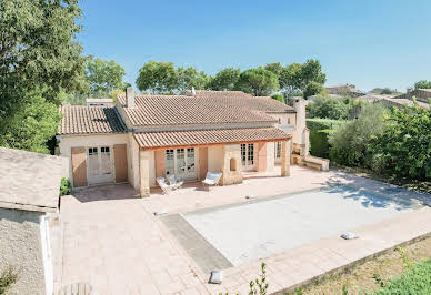 Villa with pool and terrace 5