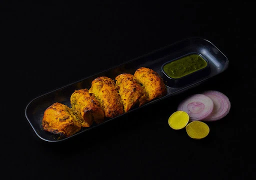 Chicken Andhra Tikka ( B/ L)