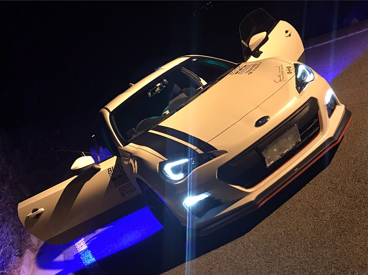 BRZのDIY・トランクにLEDに関するカスタム事例の投稿画像1枚目