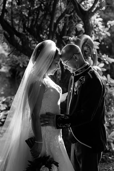 Fotografo di matrimoni Chris Loneragan (cloneragan). Foto del 4 agosto 2019