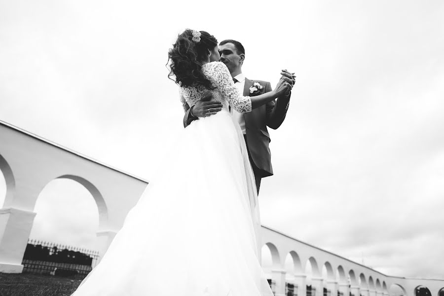 Wedding photographer Vitaliy Murashov (vmfot). Photo of 30 April 2017