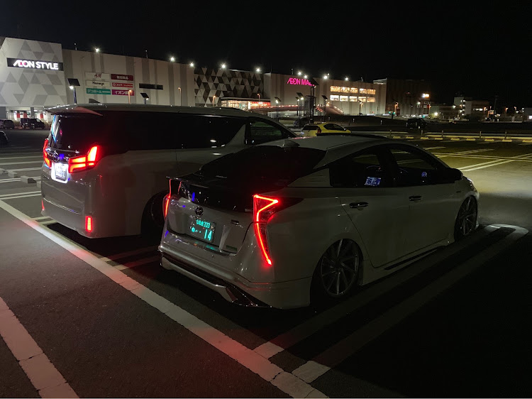 プリウスの30アルファード・C-HR・マジェスタ・クラウンロイヤル・セルシオに関するカスタム事例の投稿画像17枚目
