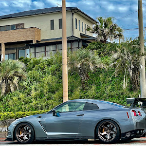 NISSAN GT-R R35