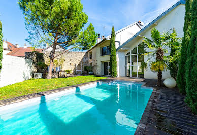 House with pool and terrace 1