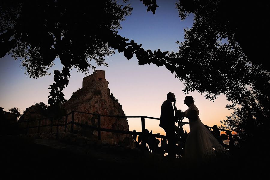 Fotografo di matrimoni Carmelo Ucchino (carmeloucchino). Foto del 6 marzo 2019