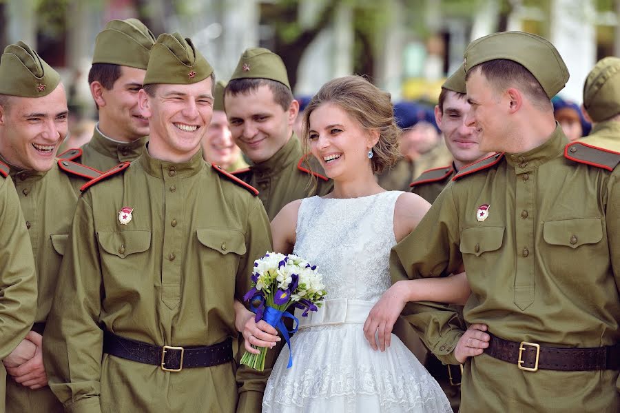 Wedding photographer Vladimir Gorbunov (vladigo). Photo of 2 May 2013