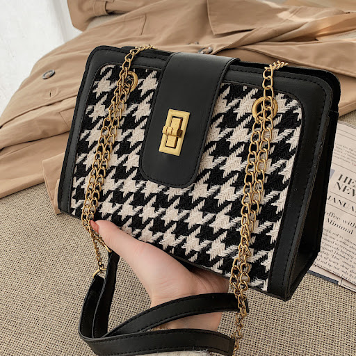 Title 2, Casual Plaid Large Capacity Fashion One Shoulde...