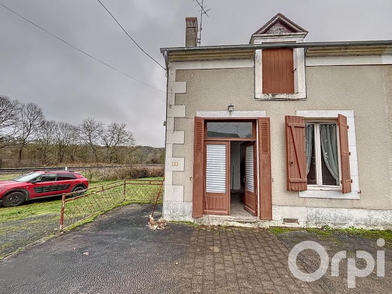 Vente maison 3 pièces 70 m² à Farges-Allichamps (18200), 24 000 €