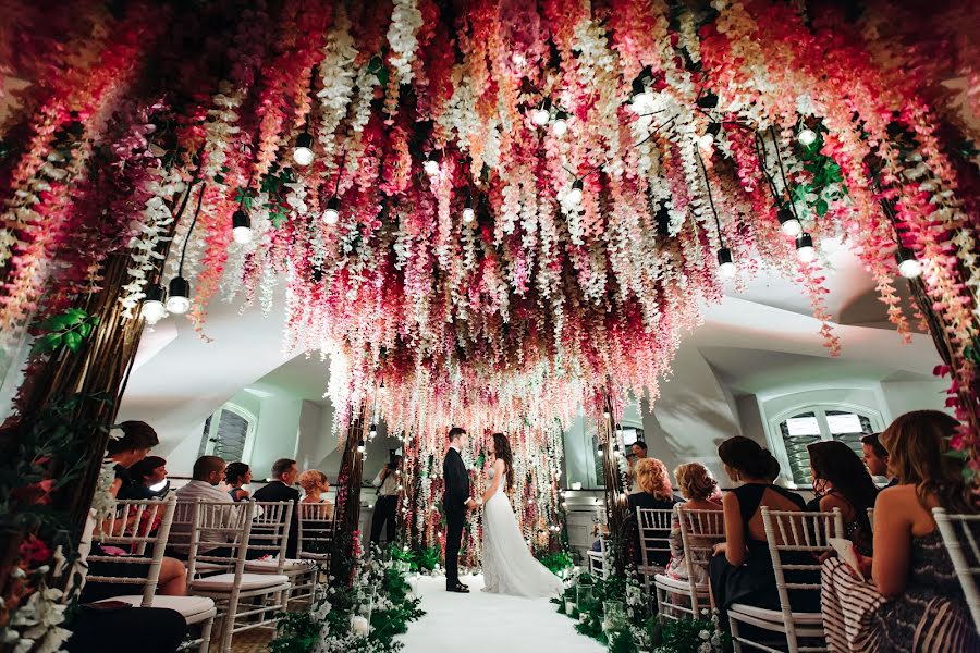 Fotografo di matrimoni Andrey Nesterov (nestand). Foto del 9 gennaio 2016