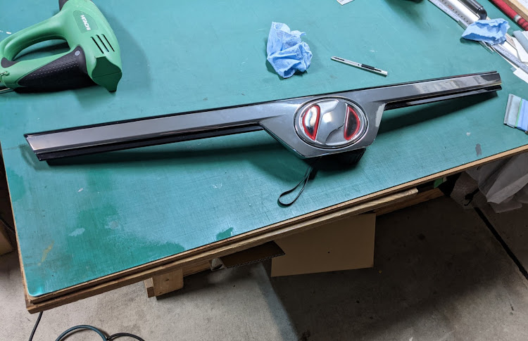 ヴォクシーのチームピンスト・No.001・Red Daemon Style・スモークメッキ化に関するカスタム事例の投稿画像6枚目