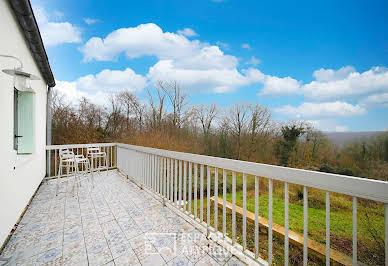 House with pool and terrace 2