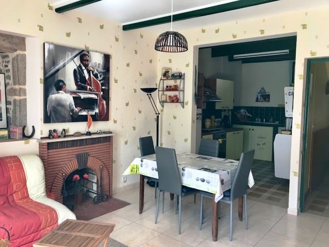 Vente maison 4 pièces 93 m² à Saint-Jean-le-Thomas (50530), 213 000 €