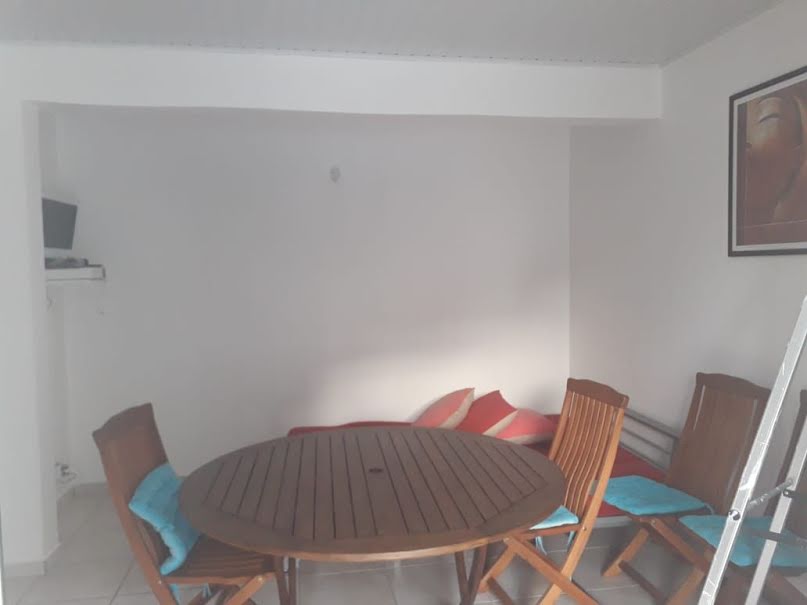 Location meublée appartement 2 pièces 37 m² à Le gosier (97190), 790 €