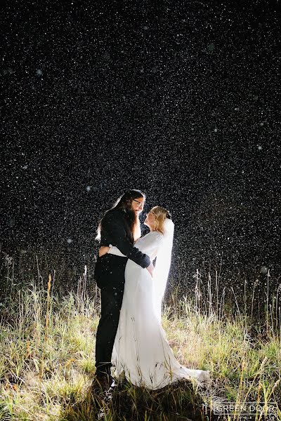 Fotografo di matrimoni Nicole Wickens (greendoorphoto). Foto del 30 dicembre 2019