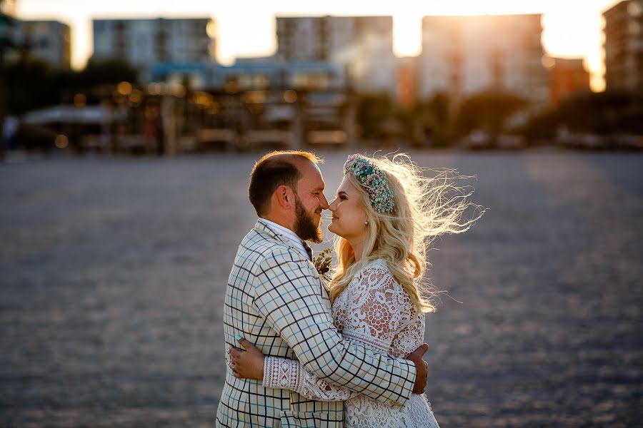 Fotógrafo de bodas Vali Matei (matei). Foto del 23 de marzo 2022