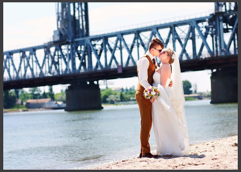 Wedding photographer Sergey Kalinin (kalinin). Photo of 13 August 2013