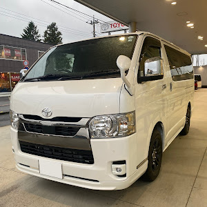 ハイエースバン TRH200V