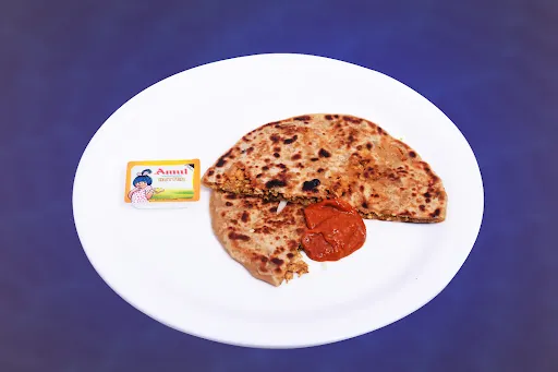 Chicken Schezwan Paratha