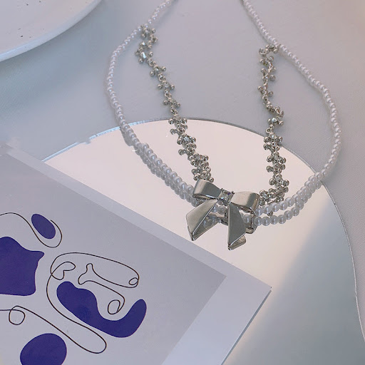 Title 3, Womens double-layer pearl bow necklace, elegan...