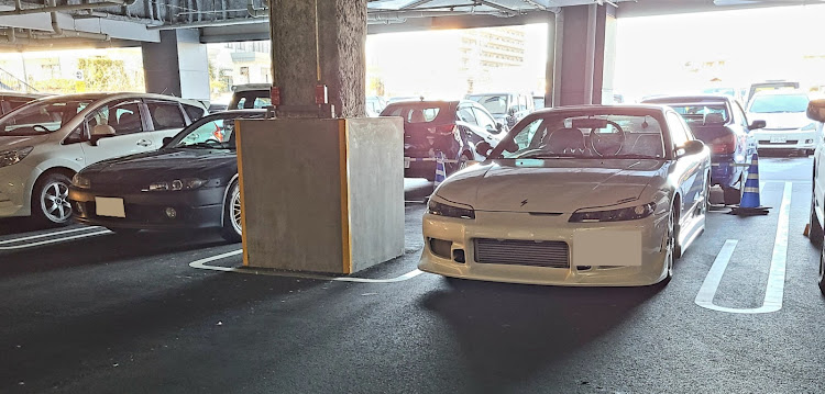 シルビアの洗車・勝手にコラボごめんなさい・シルビアコラボ・飯テロ・ミニカー収集に関するカスタム事例の投稿画像3枚目