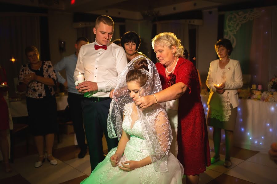 Wedding photographer Natalya Sidorovich (zlatalir). Photo of 24 October 2018