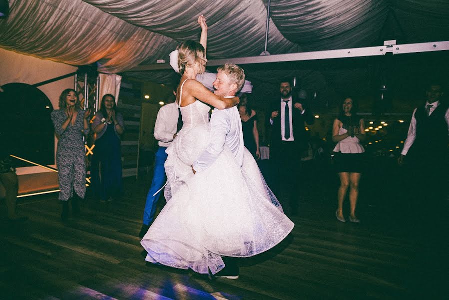 Fotógrafo de bodas Paweł Paweł Burchardt (sayyesfoto). Foto del 31 de marzo 2022