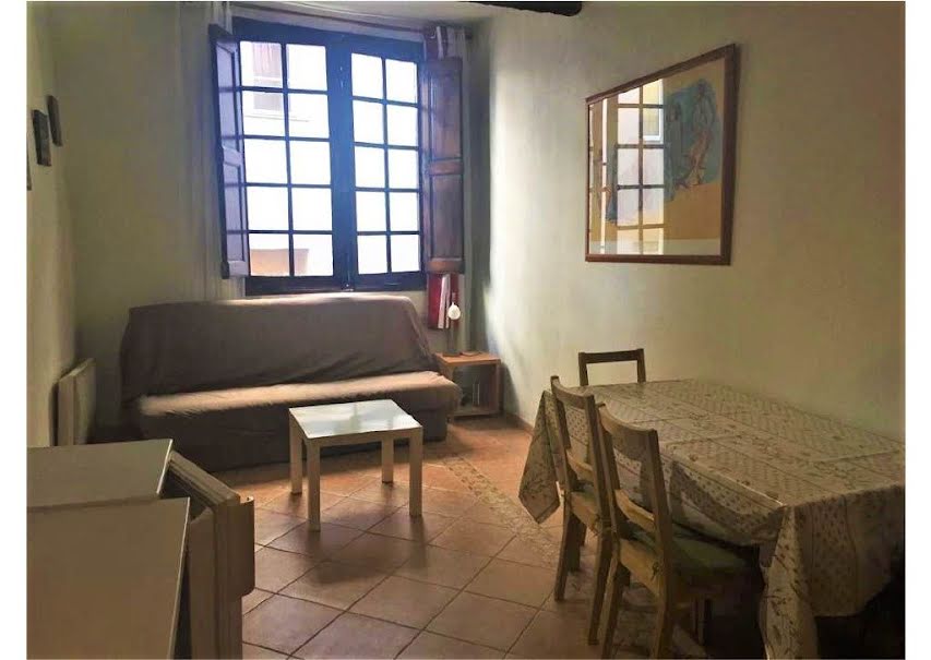 Location meublée appartement 2 pièces 30 m² à Aix-en-Provence (13090), 820 €