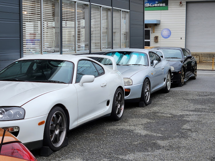 Revolfe S.A.さんが投稿したスープラ80・スープラ・jza80に関するカスタム事例の投稿画像1枚目