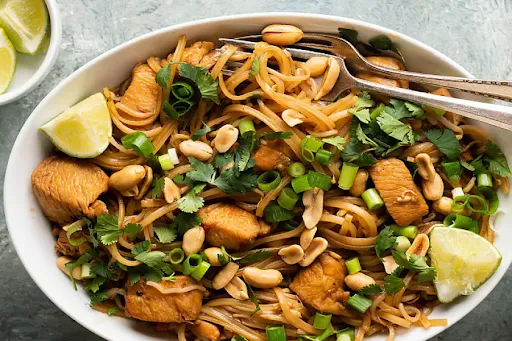 Chicken Pad Thai Noodle(650ml)