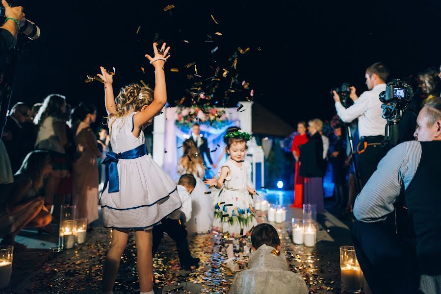 Wedding photographer Sergey Gusakov (husakov). Photo of 12 October 2016