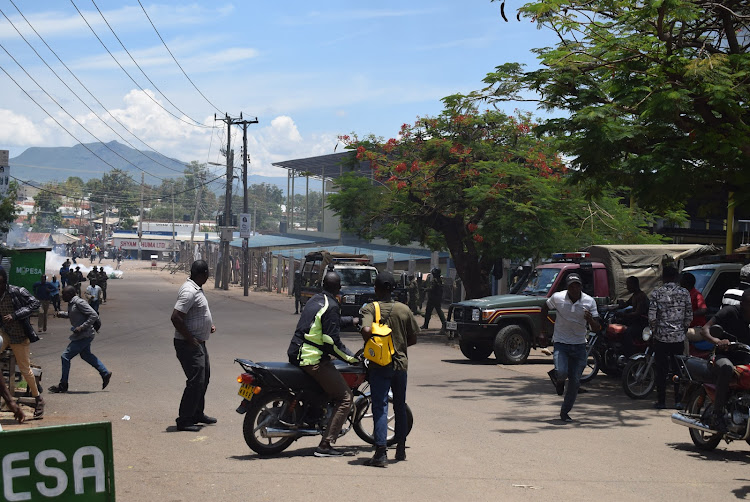 Some youths engage the police during Azimio demos in Homa Bay town on March 27,2023