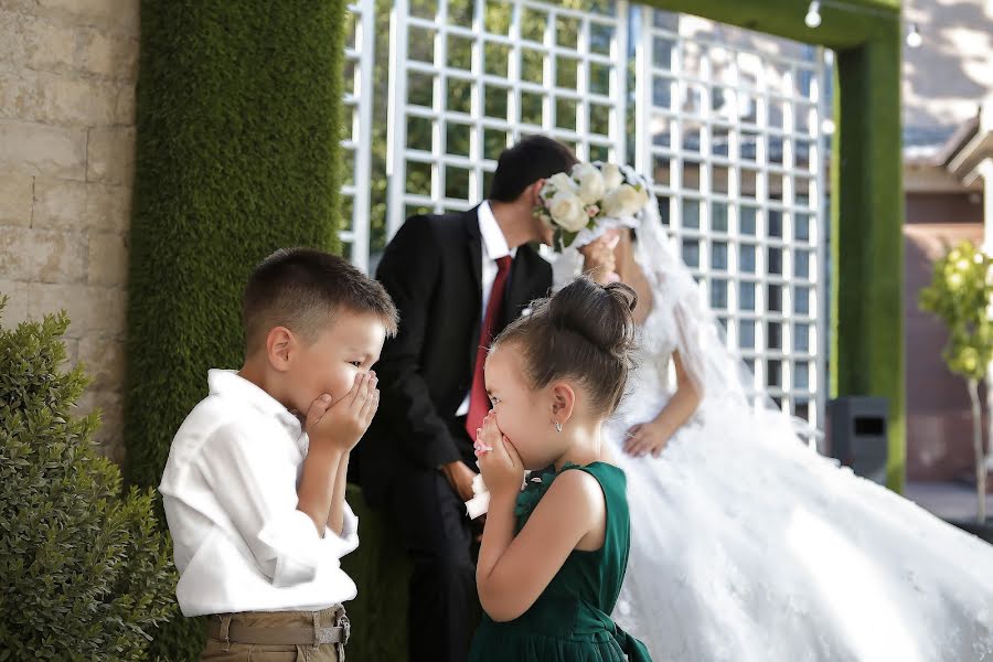 Wedding photographer Erlan Kuralbaev (kuralbayev). Photo of 18 August 2017