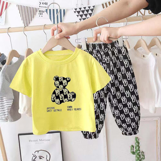 Title 2, Childrens Short-Sleeved Western Style Two-Piec...
