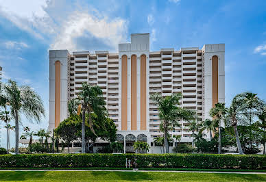 Apartment with pool 5