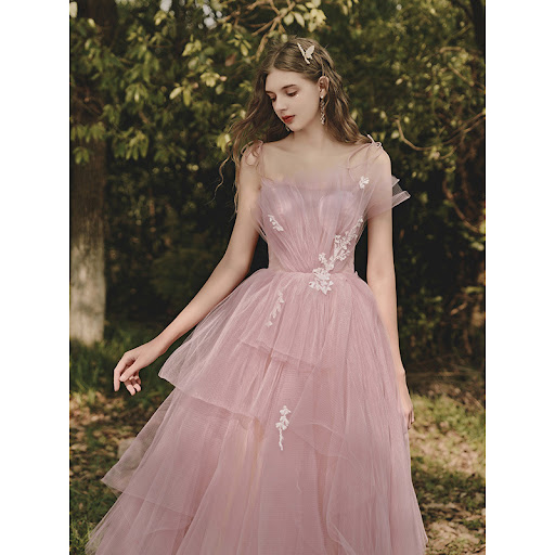 Title 4, Womens Fashion Temperament Long Light Yarn Fre...