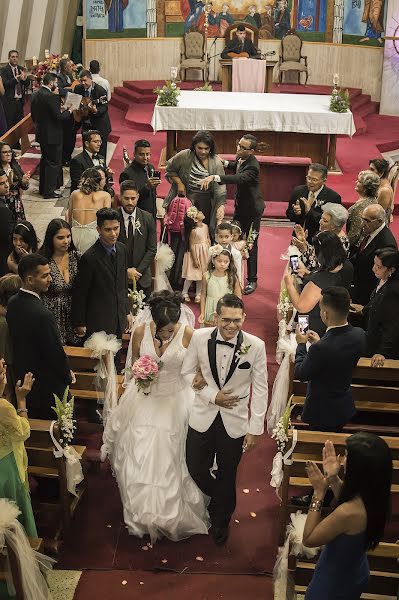 Fotógrafo de casamento Claudio Valbuena (claudiovalbuena). Foto de 4 de janeiro 2019