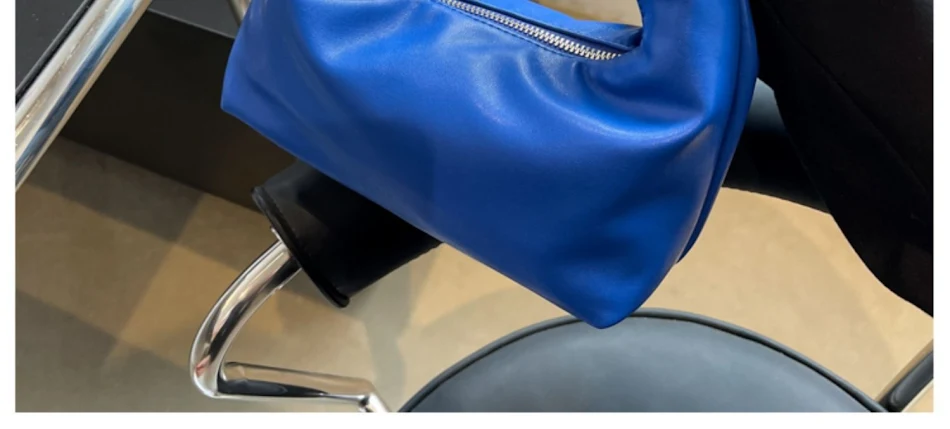 Yeni Moda Her Tarza Uyan Niche Kadın Çapraz Çanta, Şık ve Çok Yönlü Tasarımıyla Her Gün Kullanıma Uygun, Mükemmel Bir Aksesuar.