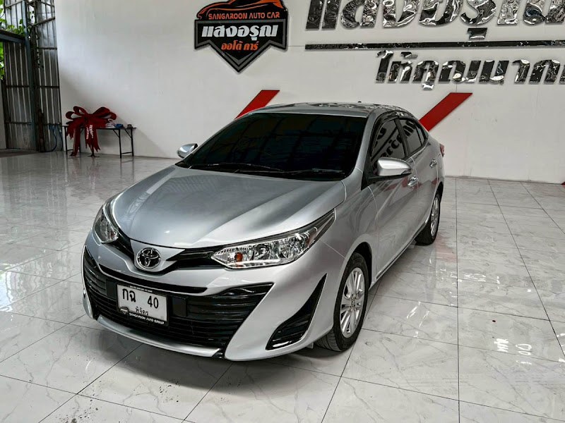 TOYOTA YARIS ATIV