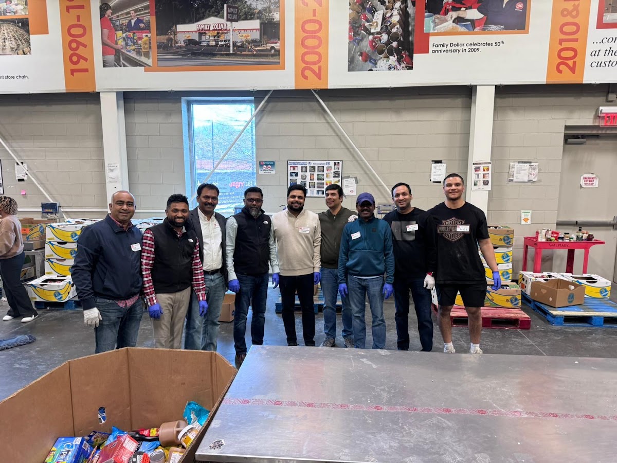 ITServe Charlotte Chapter Second Harvest Food Bank Volunteer Activity